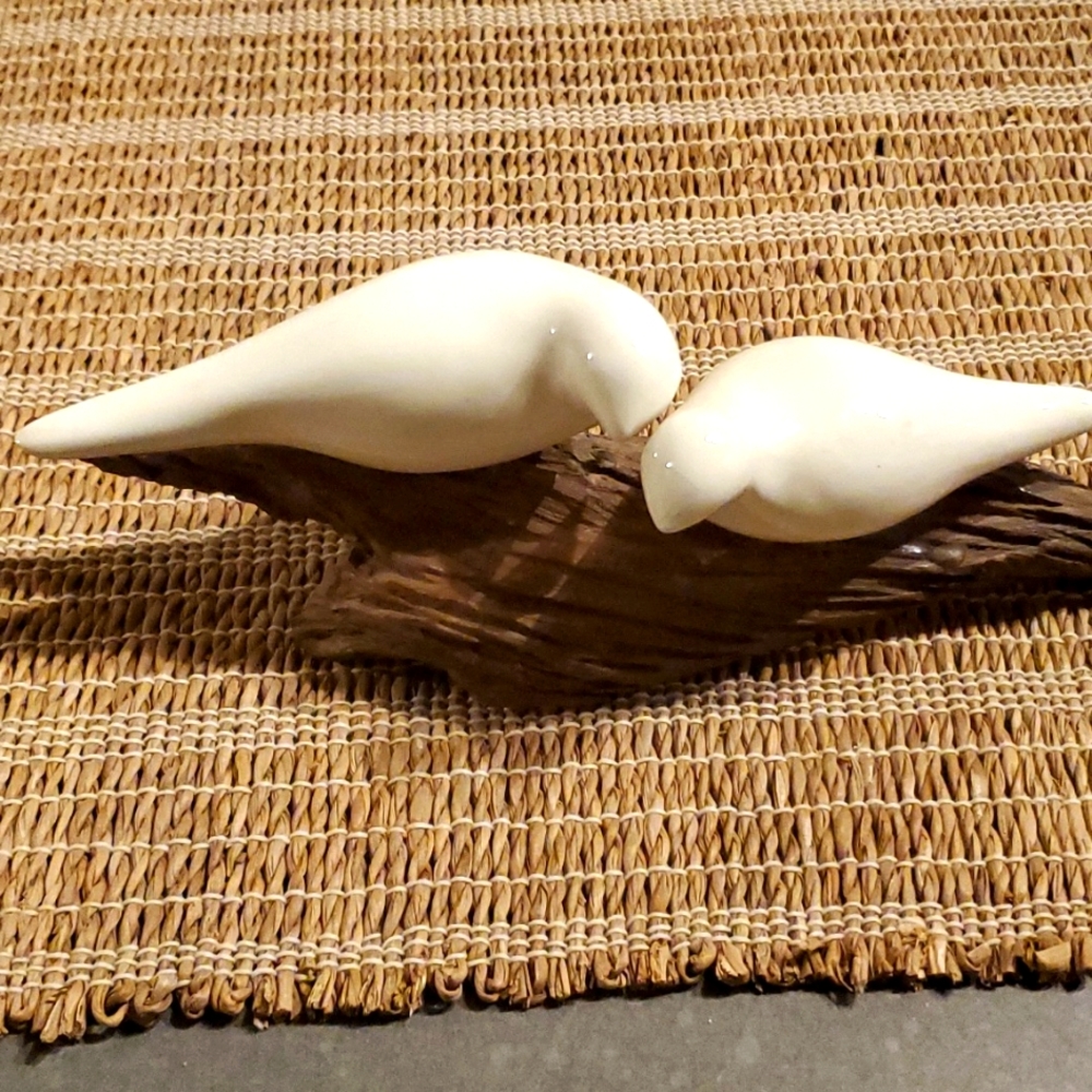Lovebirds decor